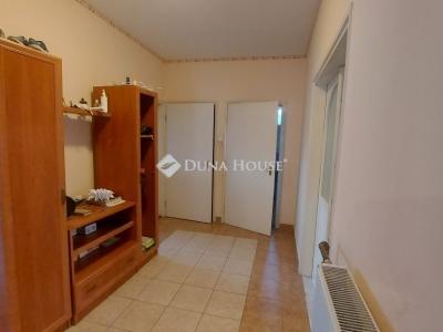 Eladó családi ház Tura