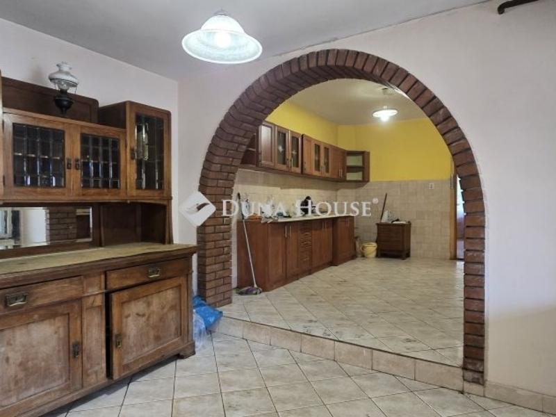 Eladó ikerház Előszállás