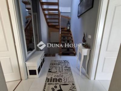 Eladó családi ház Csatár