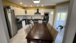 Eladó családi ház Csatár