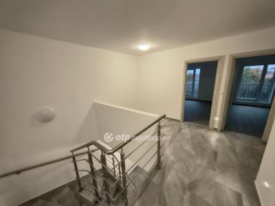 Eladó lakás Siófok