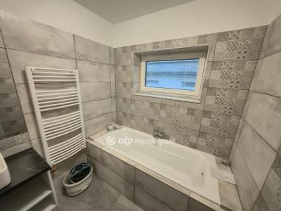 Eladó lakás Siófok