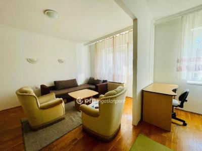 Eladó lakás Debrecen