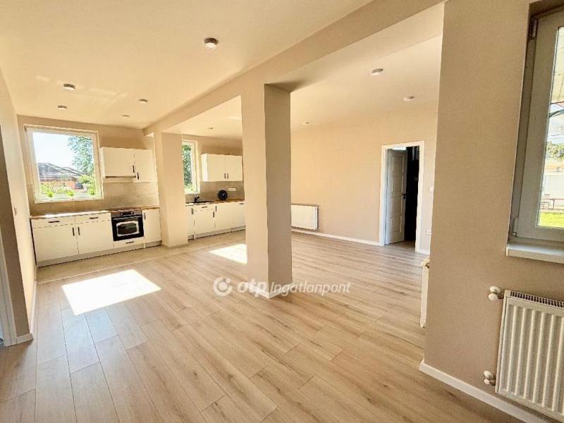 Eladó családi ház Debrecen