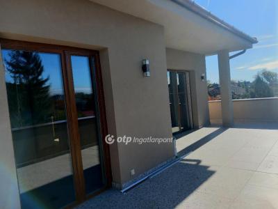 Eladó családi ház Debrecen