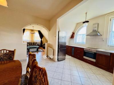 Eladó lakás Debrecen