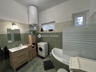 Eladó családi ház Nyáregyháza