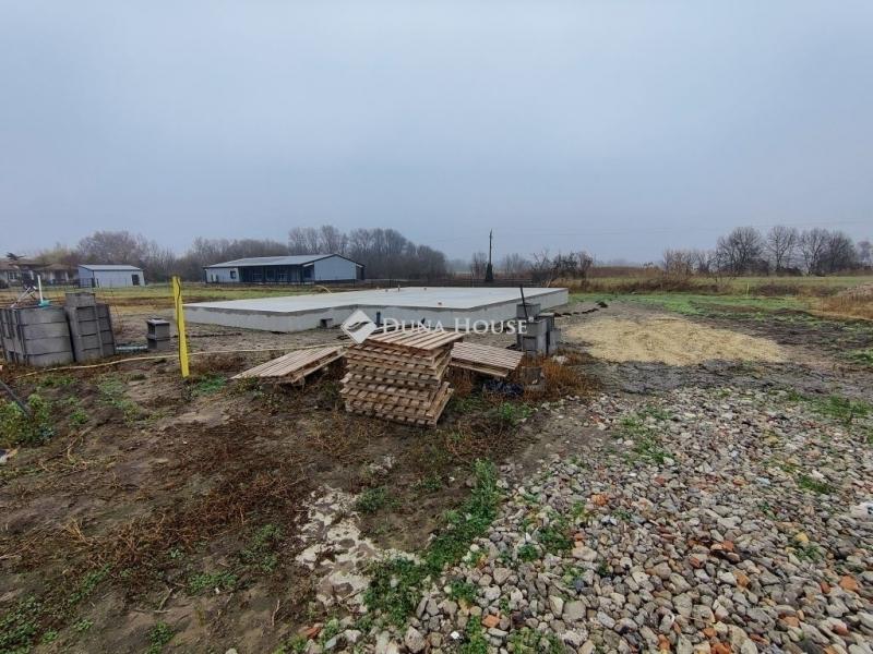 Eladó családi ház Albertirsa