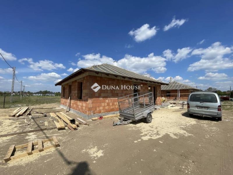 Eladó ikerház Inárcs