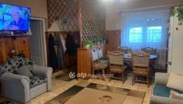 Eladó családi ház Újfehértó