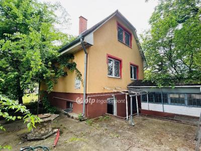Eladó családi ház Debrecen