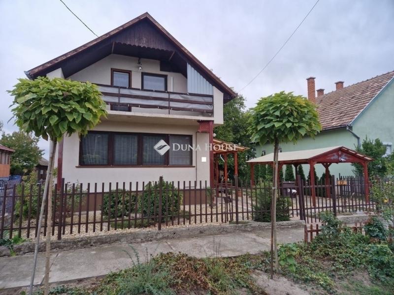 Eladó családi ház Vasad