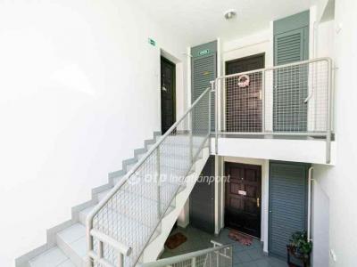 Eladó lakás Kecskemét