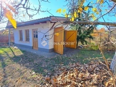 Eladó családi ház Budapest