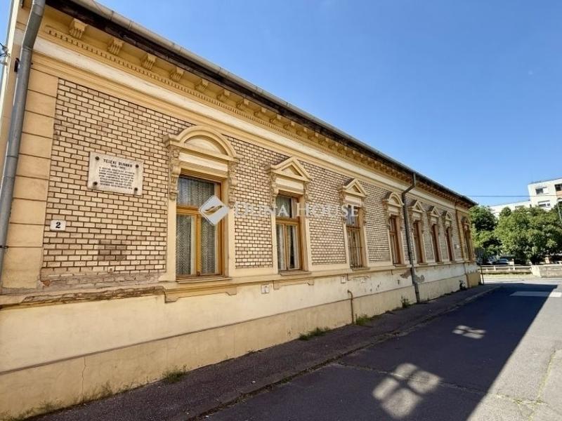 Eladó lakás Miskolc