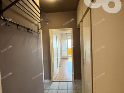 Eladó lakás Szekszárd