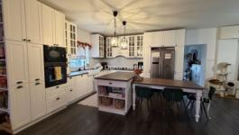 Eladó családi ház Budapest