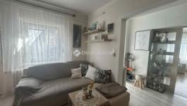 Eladó családi ház Vecsés