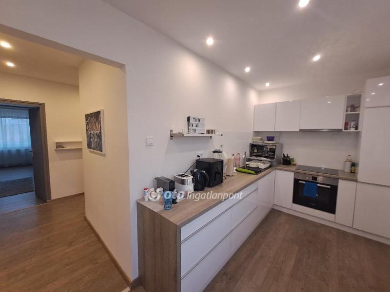 Eladó lakás Szeged