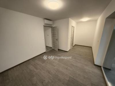 Eladó lakás Siófok