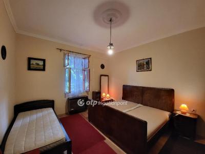 Eladó családi ház Zamárdi