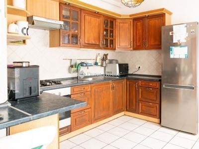 Eladó családi ház Budapest
