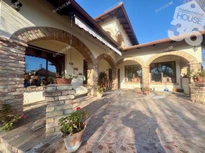 Eladó családi ház Felsőlajos