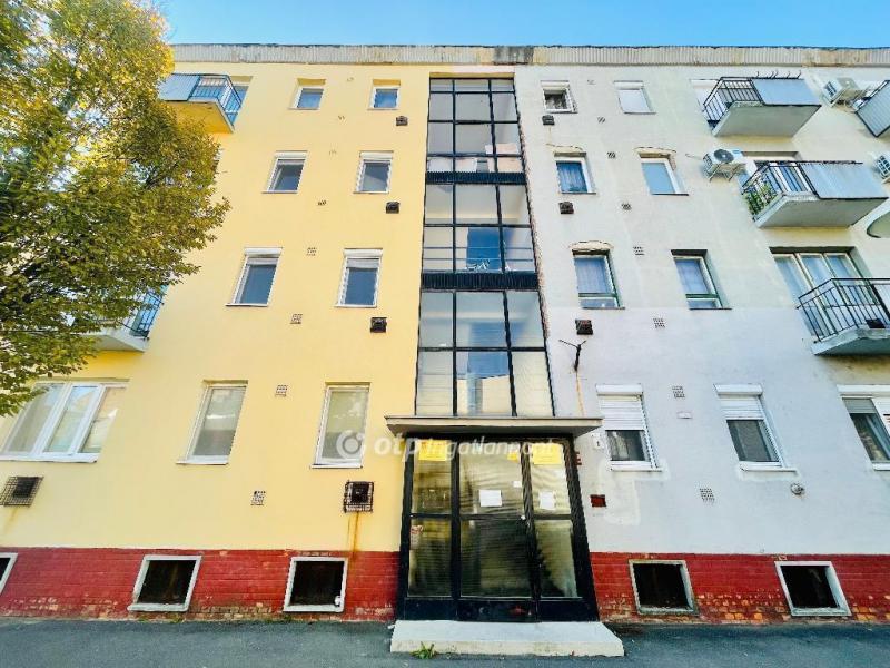 Eladó lakás Debrecen