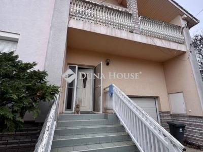 Eladó családi ház Vecsés