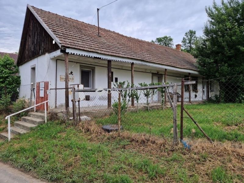 Eladó családi ház Bénye