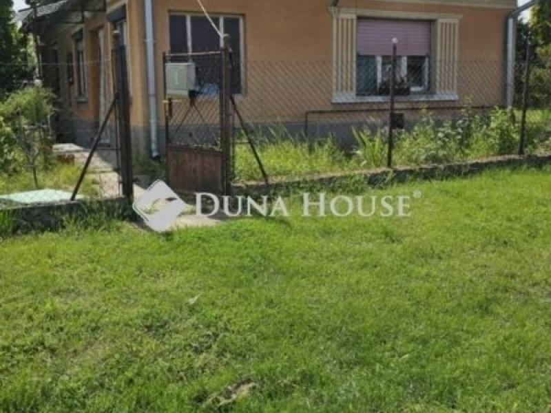 Eladó családi ház Káva