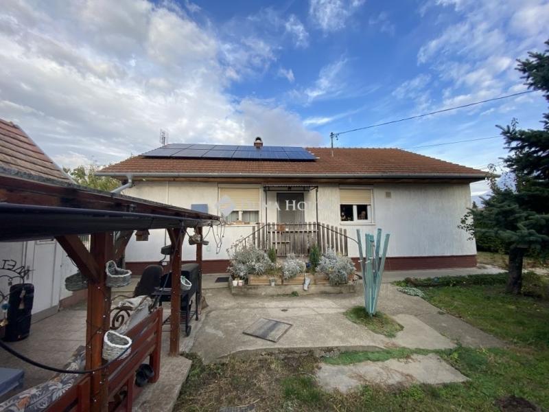 Eladó családi ház Nagyvenyim