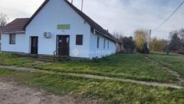 Eladó családi ház Nagyvenyim