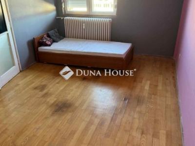 Eladó lakás Pécs
