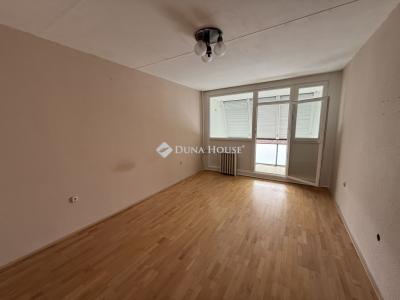 Eladó lakás Pécs
