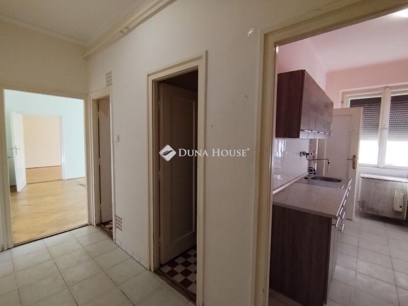 Eladó lakás Szeged