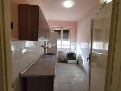 Eladó lakás Szeged