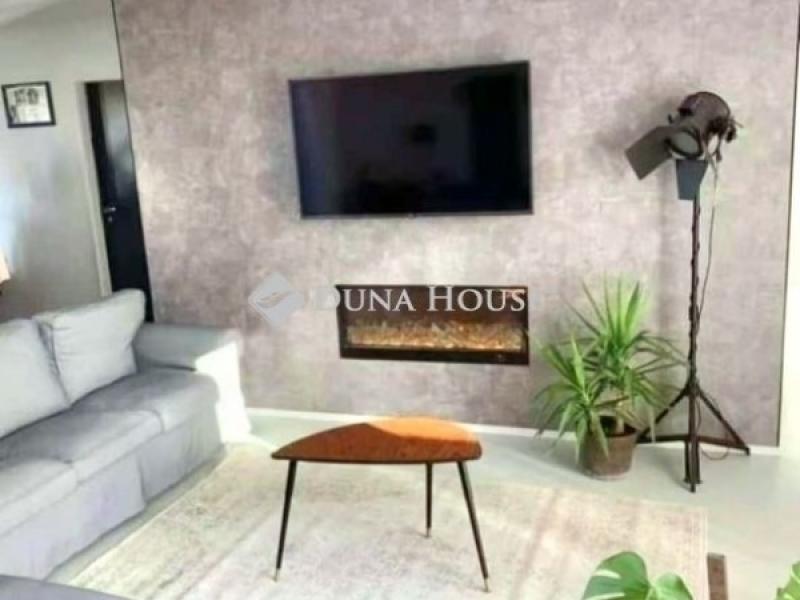 Eladó családi ház Nagytarcsa