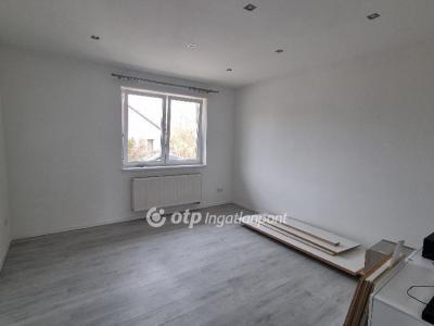 Eladó családi ház Táborfalva