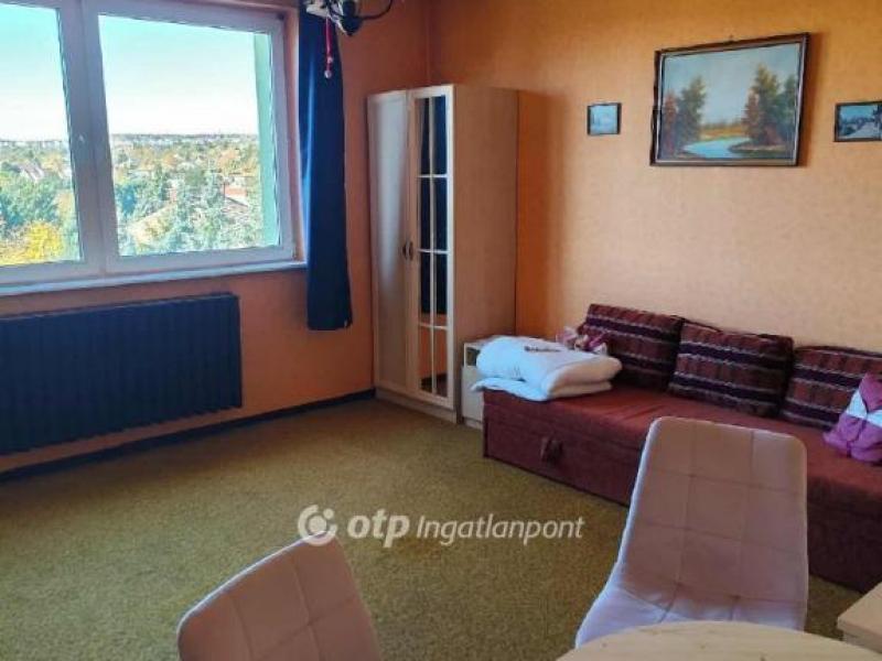 Eladó lakás Diósd