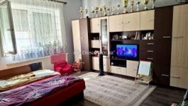 Eladó családi ház Üllő