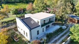 Eladó családi ház Leányfalu