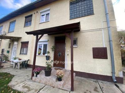 Eladó lakás Kisújszállás