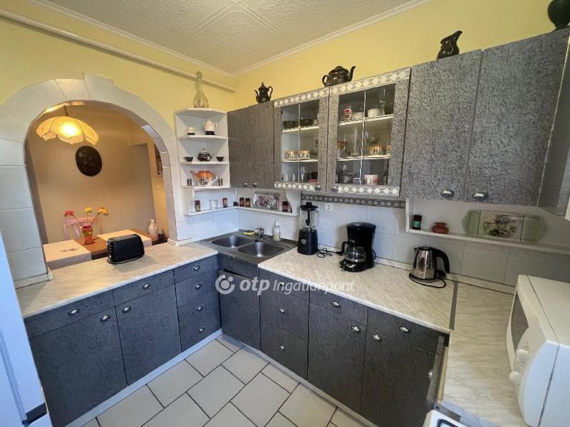 Eladó lakás Szeged