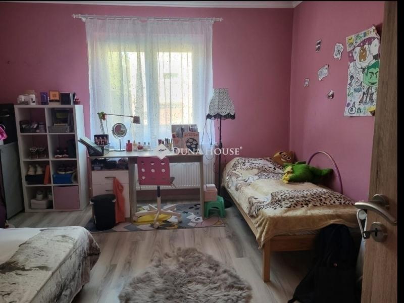 Eladó családi ház Maglód