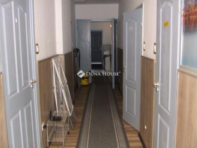 Eladó lakás Esztergom