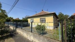 Eladó családi ház Budapest