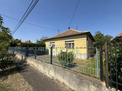 Eladó családi ház Budapest