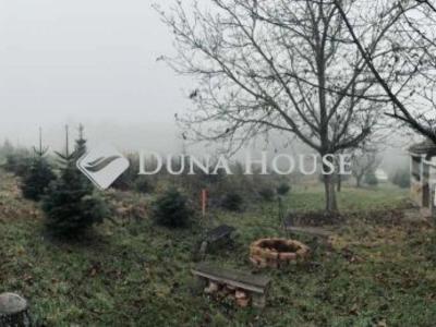 Eladó külterületi telek Surd