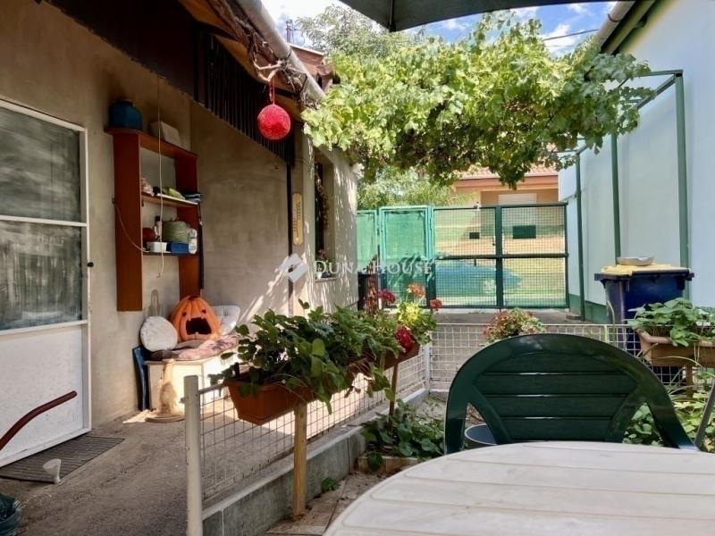 Eladó családi ház Budapest